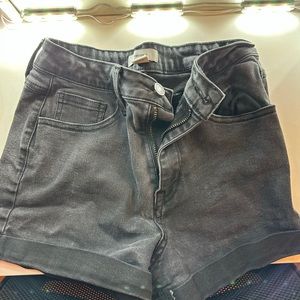 Women’s forever 21 shorts